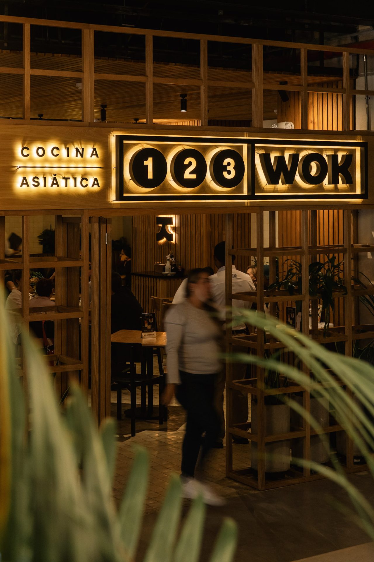 123 Wok — Cocina asiática de fusión